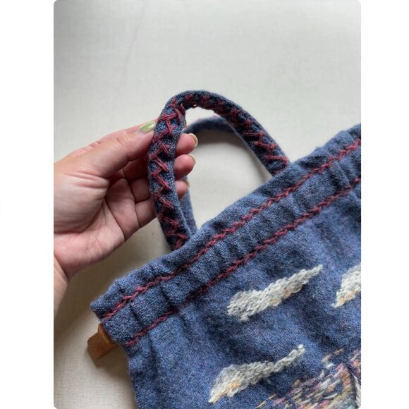 Vintage Handknit Sailboat Handbag | Embroidered Nautical Wool Purse - Picture 6 of 6